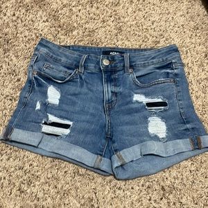 Aeropostale low rise midi shorts size 8
